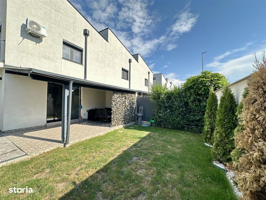 Casa moderna cu 2 dormitoare, 2 bai, terasa si dotari SMART
