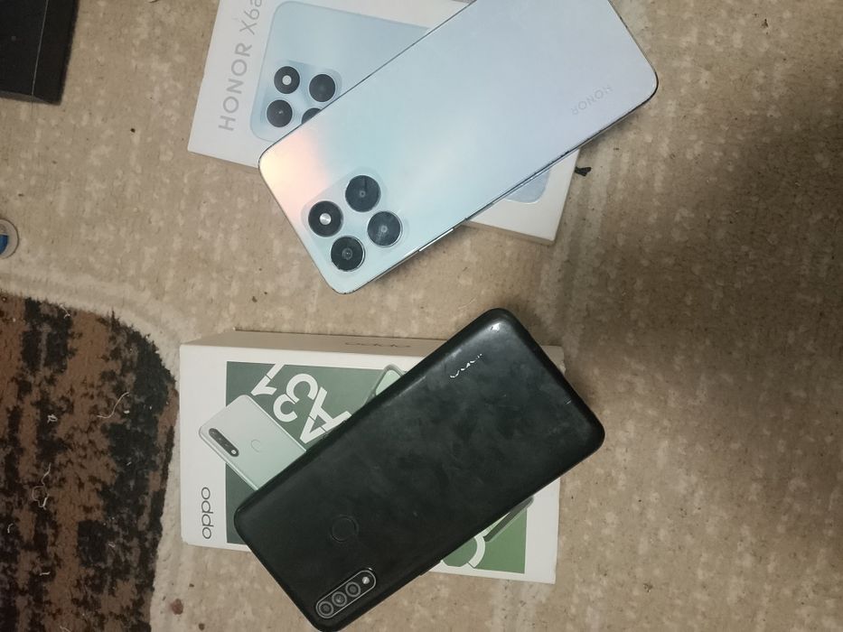 Продам 2 телефона