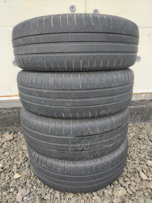 Продам летнею резину на 15