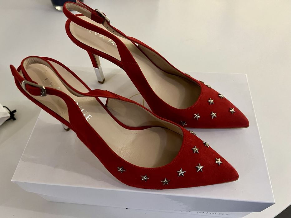 Чисто нови обувки Eva Minge