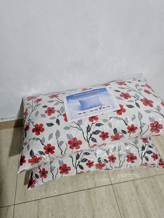 Set 2 perne 40x70 cm – Noi cu etichetă | Moi, pufoase | Livrare OLX