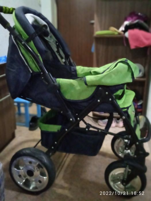 Коляска детская !