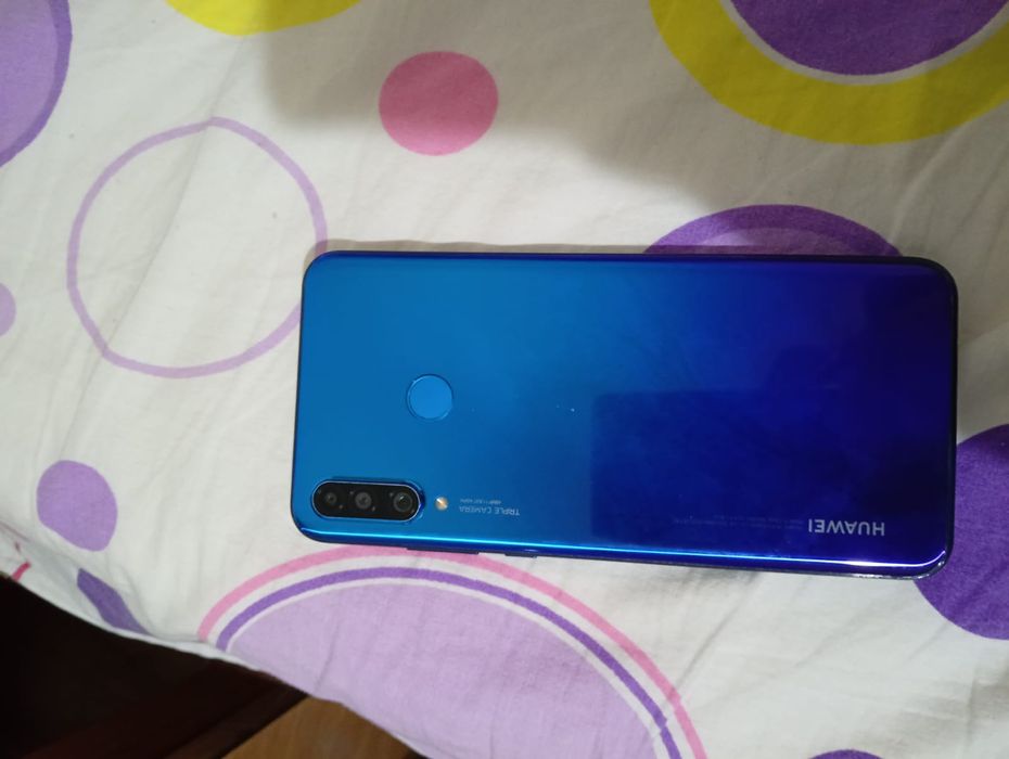 Vând telefon Huawei P30 lite
