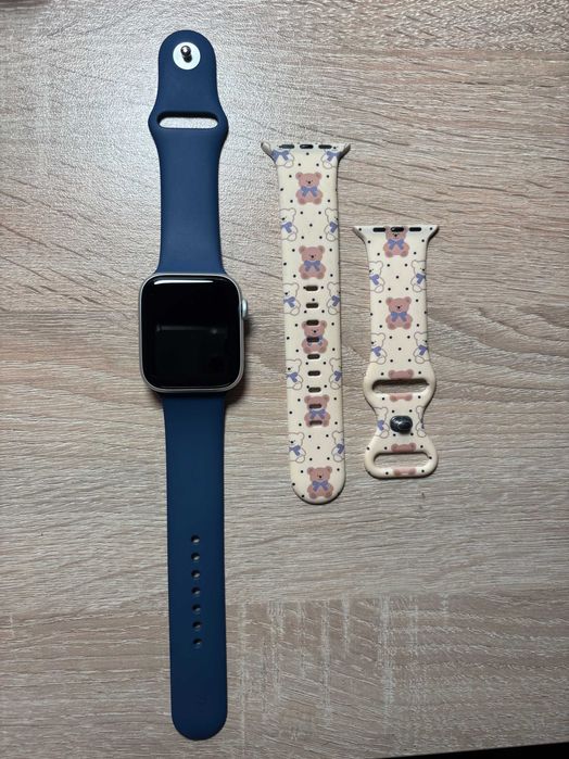 Apple Watch SE (2-го поколения) 44 мм