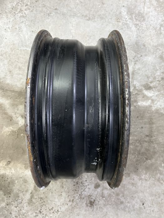 диски в очень хорошем состоянии оригинал