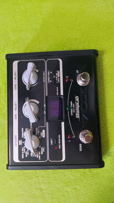 Продам процессор эффектов для электрогитары