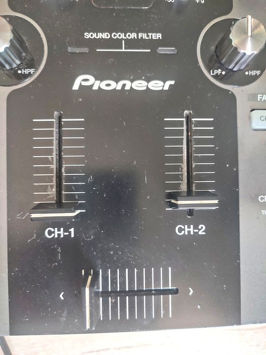 Pioneer DJM 250 DJ Mixer