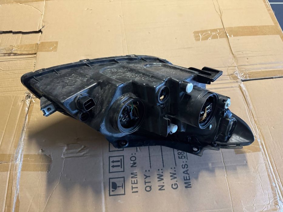 Far stanga Hyundai i30 LUPA HALOGEN 2008/2009/2010/2011/2012