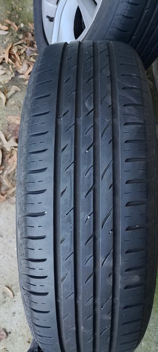 продават се гуми 215/60/17