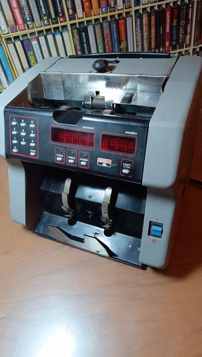 Машинка для счета денег