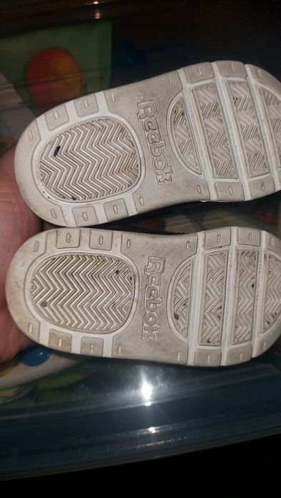 Adidași bebe, mărimea 20