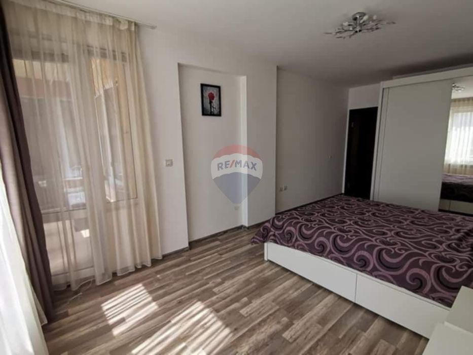 Дава се под наем Тристаен апартамент в Варна, Възраждане 1 - 120 кв.м за 765 € - Снимка #3
