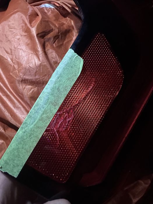 Kia sorento fara orqa chap