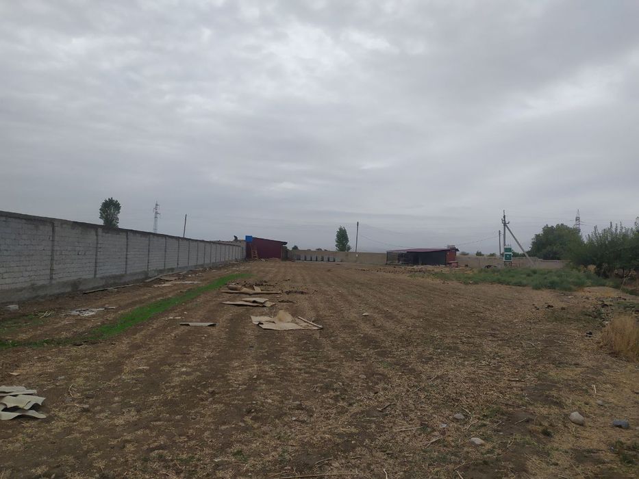 Кибрай да ер сотилади