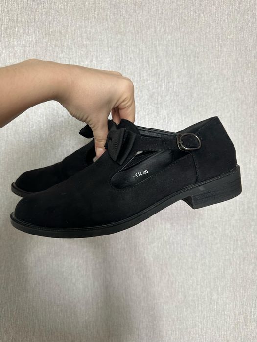 Замшевые туфли женские