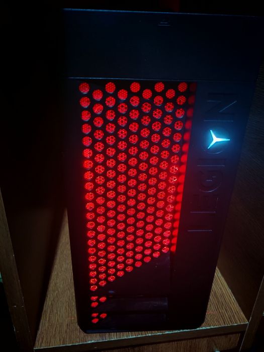 Sistem Gaming Lenovo Legion T530  Vând sau Schimb