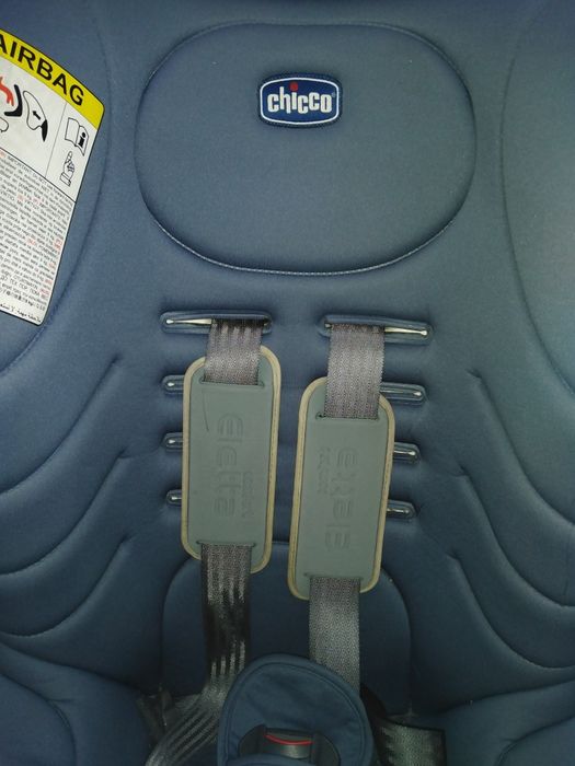 Vând scaun mașina Chicco
