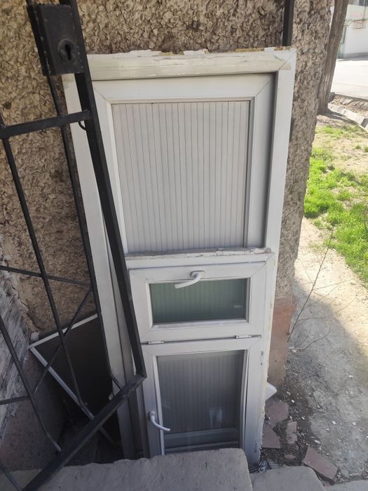 Окна, двери,  витражи