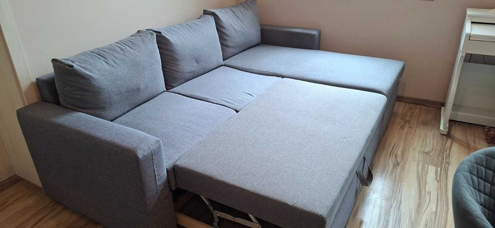 Диван с функция сън