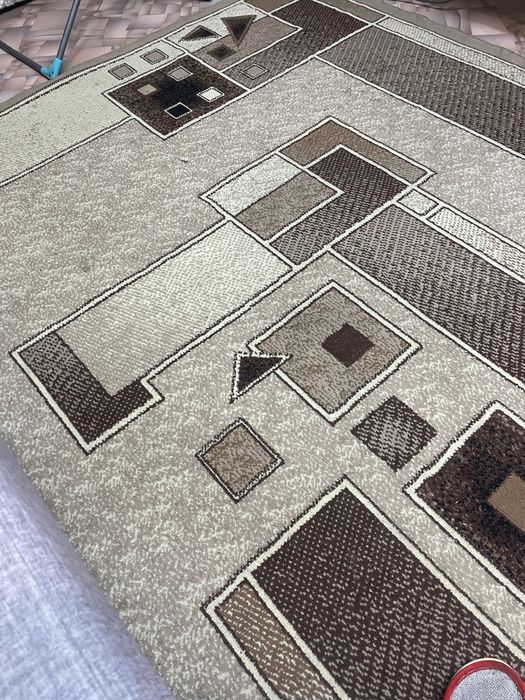 Продам палас светло коричневый