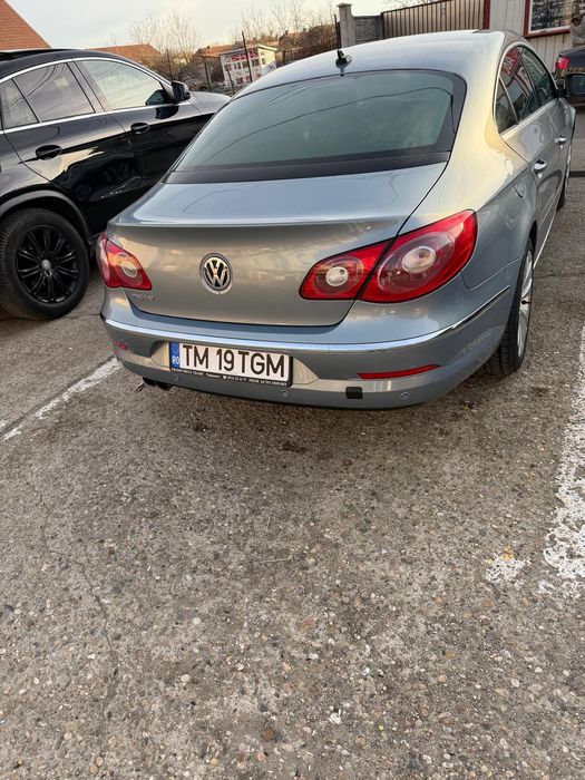 Volkswagen 2009 benzină