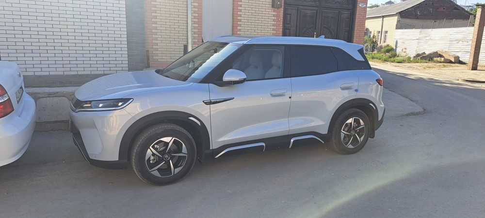 BVD Yuan ap 2024 электромобиль 401 км