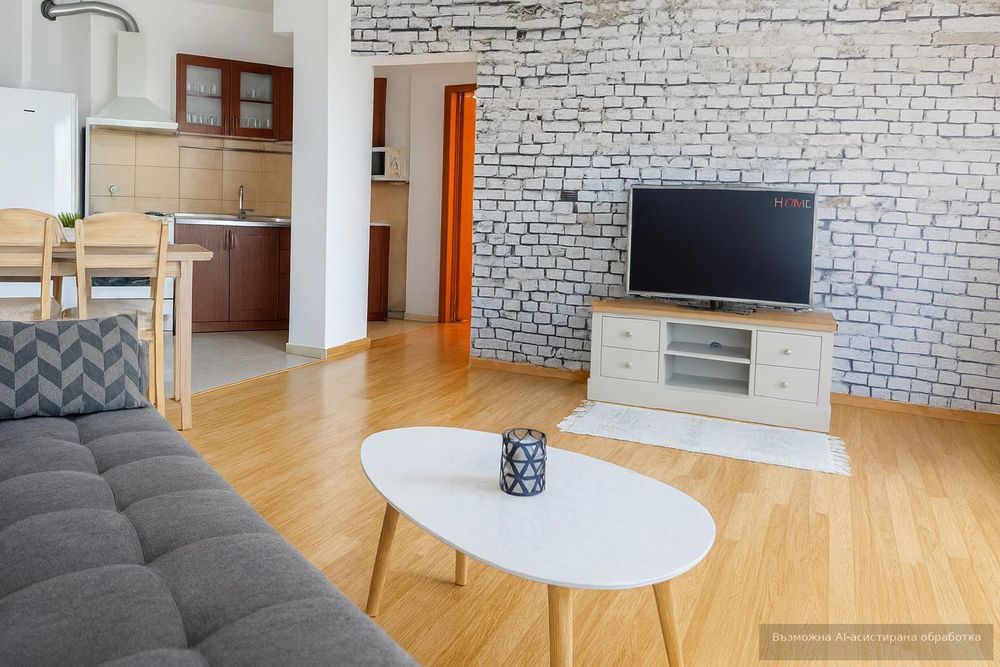 Светъл ТРИСТАЕН апартамент в жк. Тракия