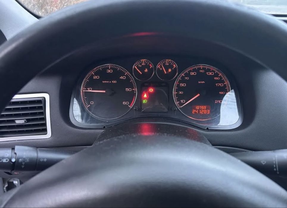 Peugeot 307 hdi 1.6 diesel 2008 FARA SCHIMBURI