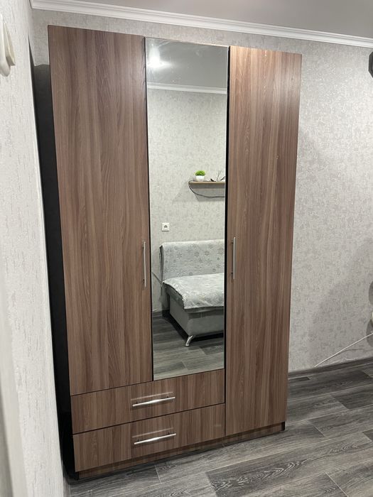 Продам шкаф б/у для спальни