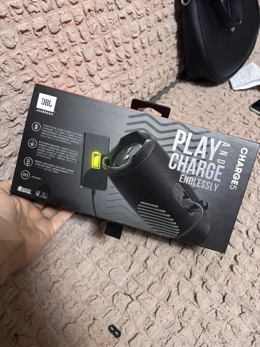 JBL CHARGE 5 . Новая