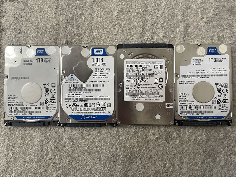 Продам жесткие диски HDD 2.5 1Tb 4шт