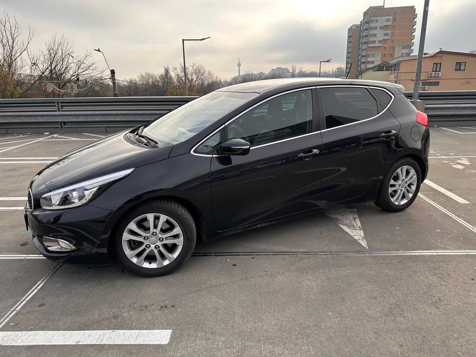 KIA Ceed 1.4 CRDI 2013 Euro 5 Hatchback ,Km reali, Ambreiaj Nou