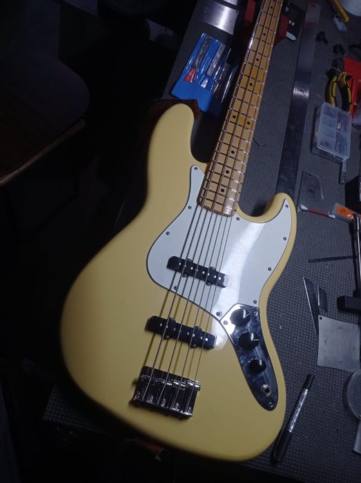 Ремонт гитар, гитарная мастерская