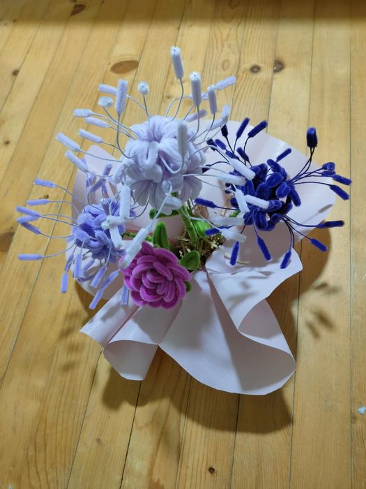 Цветя от плюшена тел 8 март