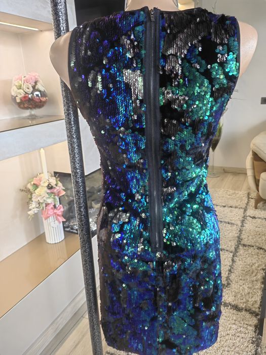 Дамски рокли за повод