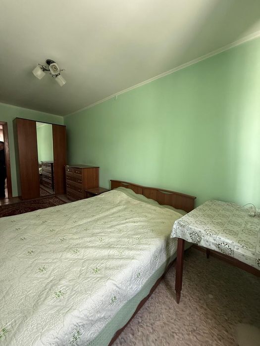 Продам 2 ком квартиру район Парк Победы