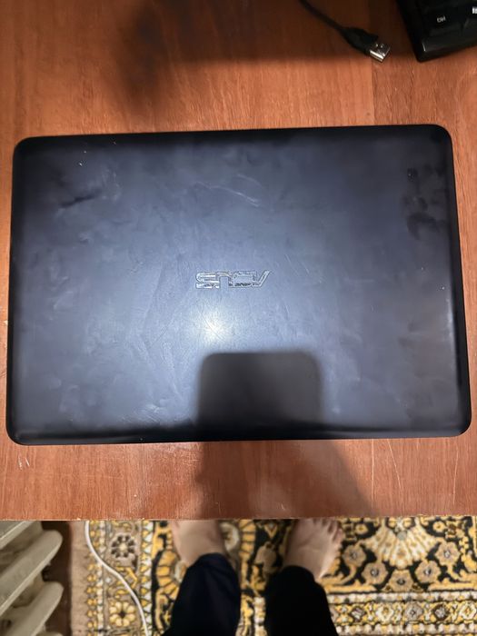 asus notebook sotiladi srochna