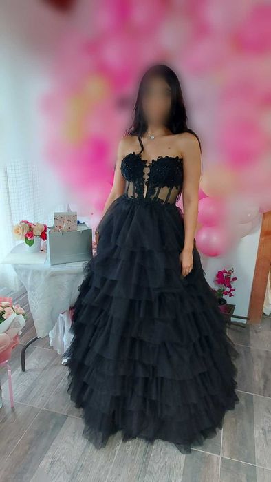 Бутикова бална рокля