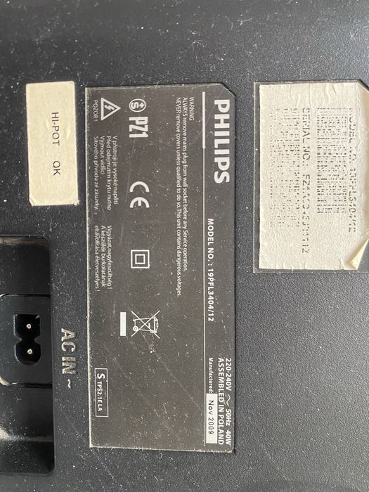 Телевизор Philips (Оригинал) + Настенный кронштейн в комплекте