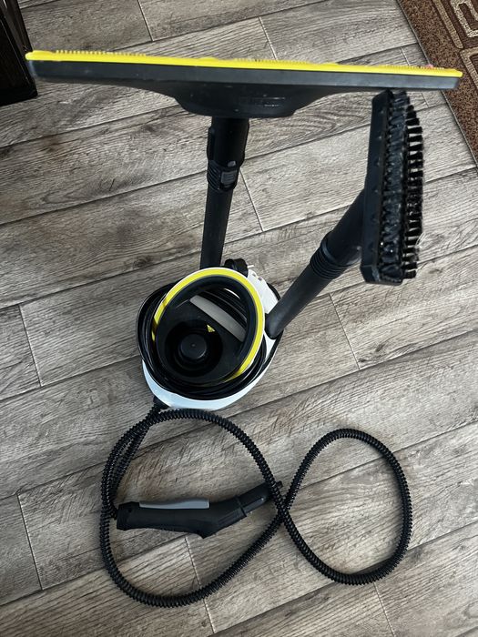 Продам пароочиститель Karcher