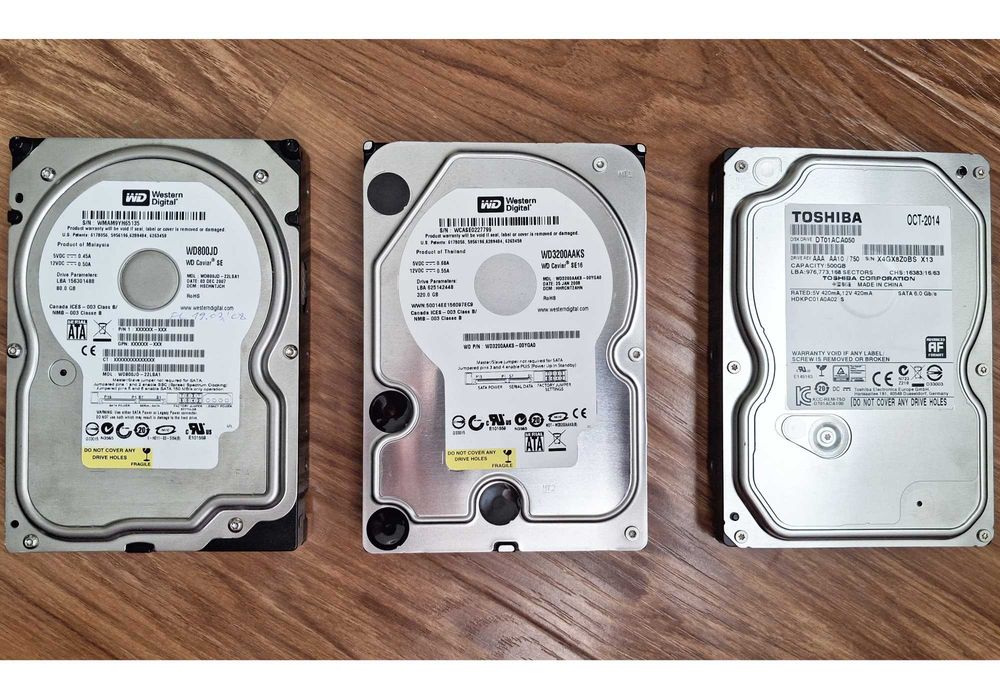 Lot 3 bucati Hard disk-uri Western Digital, Toshiba, 80GB, 320GB, 500GB, SATA