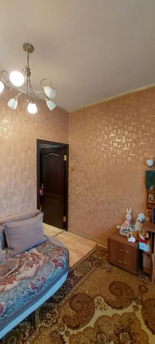 4 ком. квартира в Сергели 2. 4/5/5 (5 этаж), дом панельный. Метро