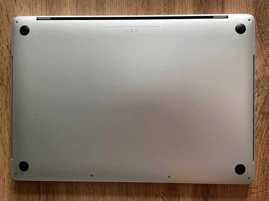 Macbook Pro 16 2019 i7 16/512