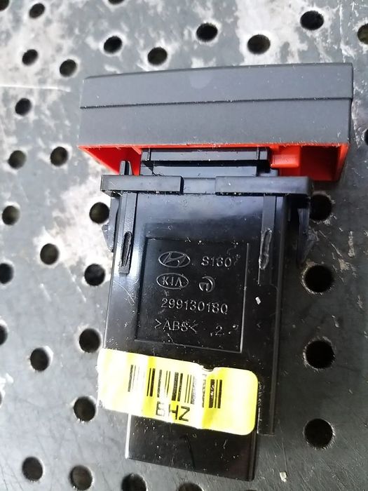Buton avarii hyundai i10 ba ia 299130180