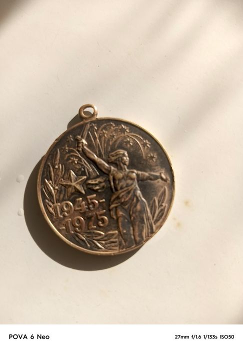 Kaleksaner uchun pul zaril