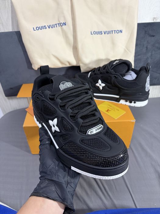 Adidasi LV Skates