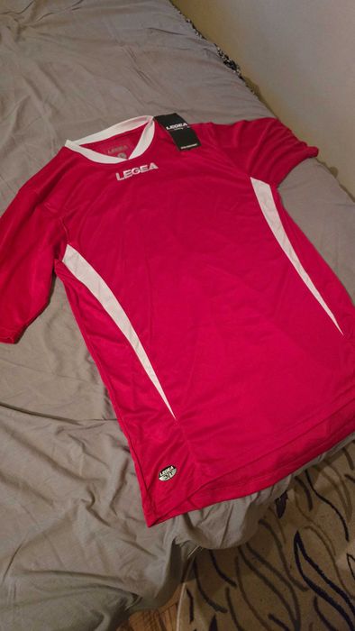 Tricou legea Marimea L si M