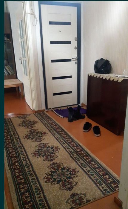 Ялангач. Кв-4ком ( Теннисный корт аллея) Мирзо улугбекский БИИ.Буз