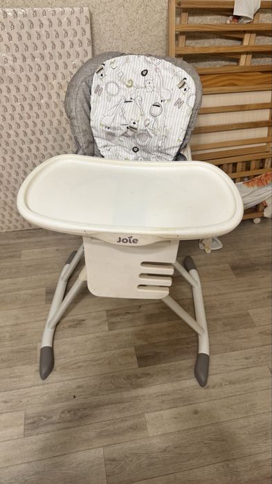 Стульчик для кормления детей