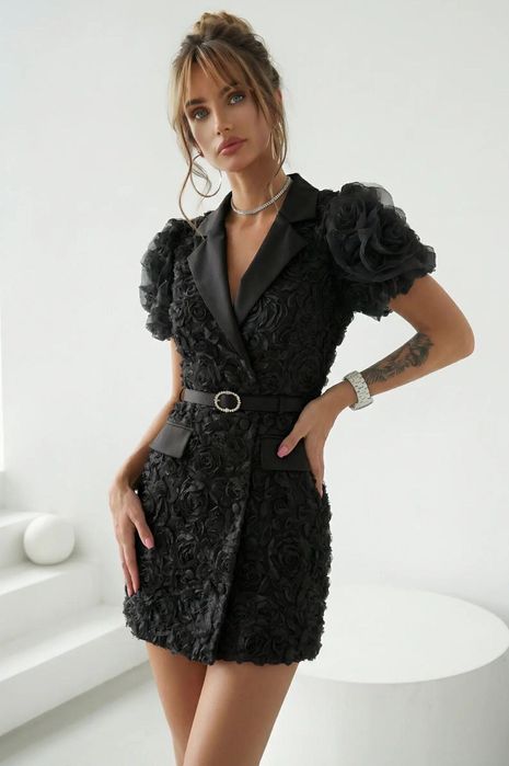 Уникална рокля сако с 3D цветя